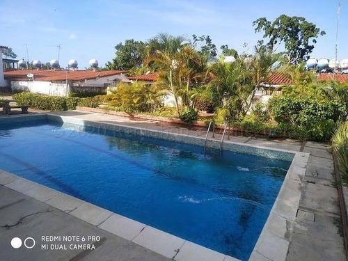 Imagen 19 de 28 de En Venta Hermoso Townhouse En Rio Chico Urbanizacion La Popita