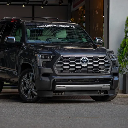 Toyota Sequoia Capstone 3.5