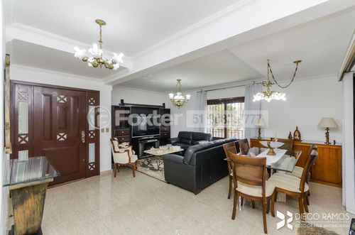 Casa Em Condomínio, 3 Dormitórios, 248.29 M², Ipanema - 197858