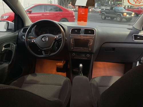 Imagen 6 de 12 de Volkswagen Vento 2020 1.6 Confortline At