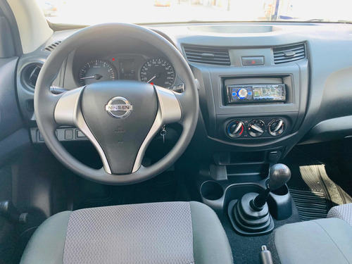 Imagen 7 de 11 de Nissan Np 300 Paq. S Doble Cabina