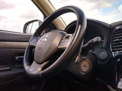 Mitsubishi Outlander 2.0 16v Gasolina 4p Automático