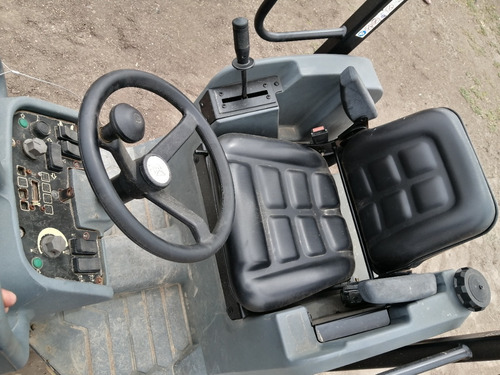 Imagen 9 de 9 de Vibrocompactador Caterpillar Cb54b 2015