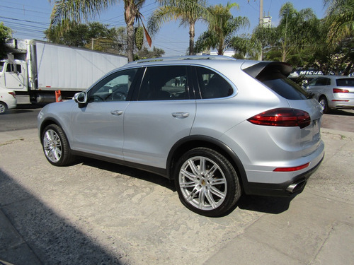 Porsche Cayenne 4.2 Diesel S At