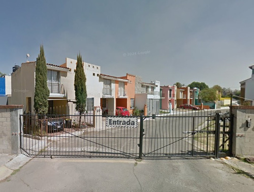 Sk01- Casa En Remate Coto C. Santa Lorena, La Llave, San Pedro Tlaquepaque, Jal. (65% Debajo De Su Valor Comercial, Solo Recursos Propios)