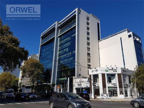 Oficina 233 Mts - 3 Cocheras - Excelente Planta !!!