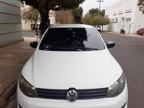 Imagem 4 de 12 de Volkswagen Voyage Novo Voyage 1.6 City