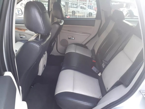 Jeep Grand Cherokee Limited V8 Power Tech 4x2 At