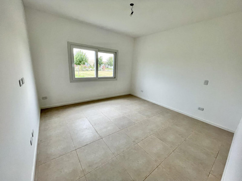 Venta Casa Haras Santa Maria Los Molinos 4 Amb