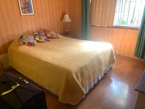 Casa En Venta De 5 Dorm. En Olmué