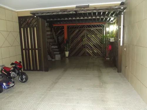 Sobrado 3 Dorms, (3 Suites),5 Banheiros, Garagem 5 Carros, Cozinha,churrasqueira