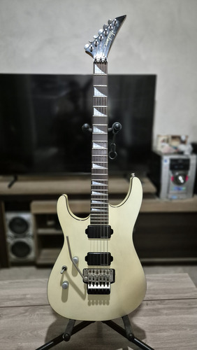 Guitarra Jackson Dr3 Reverse Zurda Con Estuche