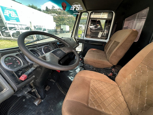 Ford Cargo 2422 6x2 Com Prancha