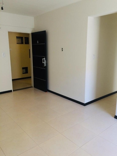 Imagen 7 de 14 de Departamento De 2 Ambientes En Complejo Jardin - Moron Centro