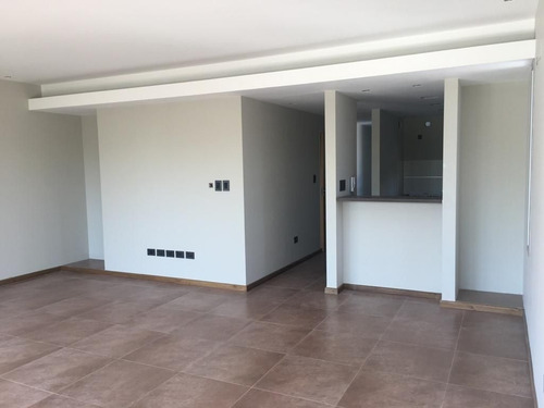 Imagen 4 de 15 de Venta De Departamento 2 Dormitorios Con Cochera En La Plata.