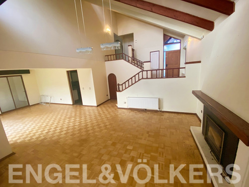 Imagen 2 de 5 de Casa Comercial