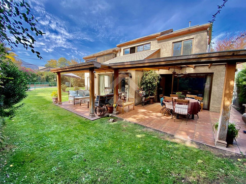 Casa En Venta 6d Con , Piscina Y Sala De Cine En La Dehesa