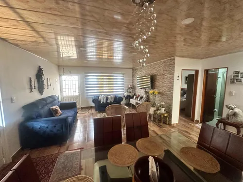 Espectacular Casa Amplia, Excelente Iluminación