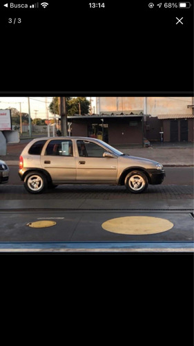 Imagem 1 de 3 de Chevrolet Corsa Super