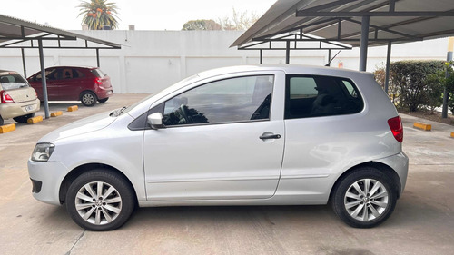 Imagen 4 de 14 de Volkswagen Fox 2013 1.6 Comfortline 3 P