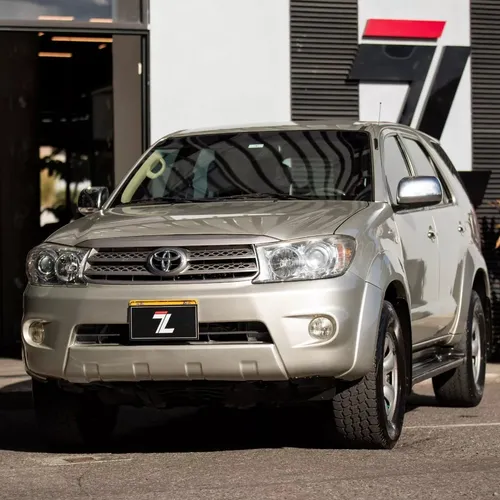 Toyota Fortuner 2.7