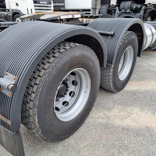 Imagem 11 de 25 de Caminhão Volvo Fh 460 6x4 2014 Globetrother Baixo Km Fh460