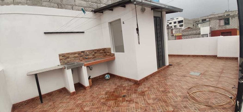 Imagen 8 de 14 de Vendo Casa Conjunto Portal San José 2 Carapungo
