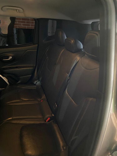 Jeep Renegade 1.8 Longitude Flex Aut. 5p