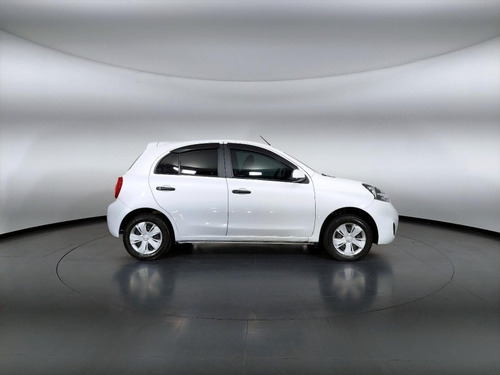 Imagem 4 de 15 de 154458 - Nissan March 2015 Com Garantia