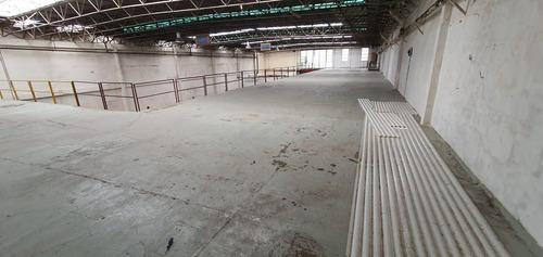 Imagen 6 de 6 de Deposito/galpón De 1160m2 En Alquiler - Villa Soldati