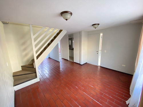 Casa En Excelente Estado De 2d 1b + Est Portal Del Maule ii