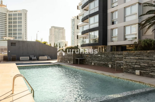 Alquiler Apartamento Tres Dormitorios Punta Del Este Edificio Torre Del Mar