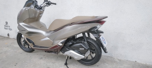 Imagem 4 de 5 de Honda Pcx Dlx 2022