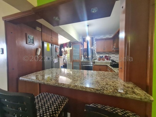 Imagen 16 de 30 de Apartamentos En Venta En Zona Centro Barquisimeto, Lara #22- 25612 Profesional Inmobiliario : Romer Gonzalez 04147086673