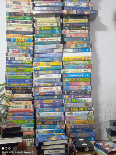 Imagen 4 de 4 de Televisor 32 Toshiba+vhs Toshiba+ Peliculas Infantiles Vhs