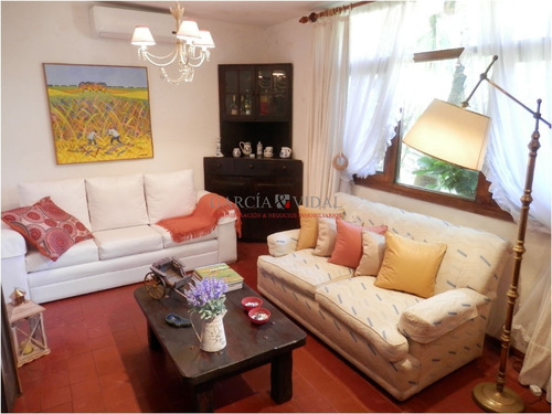 Alquiler Temporario De Casa 3 Dormitorios En Rincón Del Indio, Punta Del Este. - Ref: 2393
