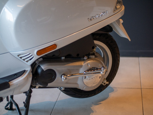 Imagen 14 de 15 de Vespa Vxl 150 Blanca 0 Km Reserva Hoy Toma Usado Cuotas