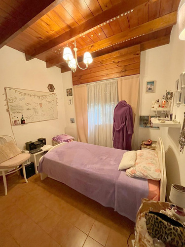 Casa A La Venta En Barrio Montecarlo Bajas Expensas - Pilar