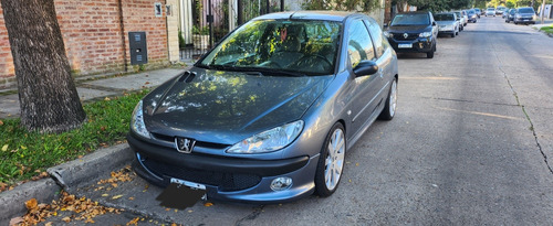 Peugeot 206 1.6 Xr Premium