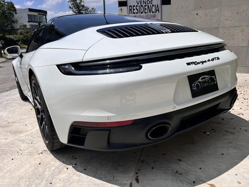 Porsche 911 Targa 4 Gts Pdk