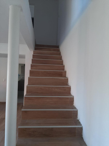 Dúplex De Pozo - 4 Amb En Altos De Maschwitz