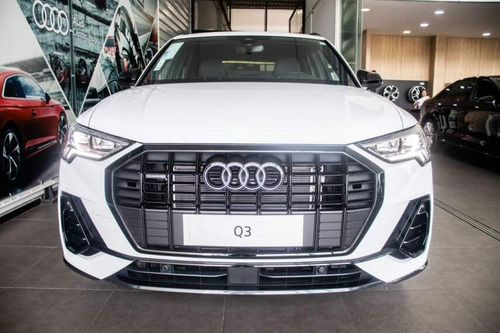 Audi Q3 2.0 40 TFSI GASOLINA PERFORMANCE BLACK PLUS QUATTRO TIPTRONIC