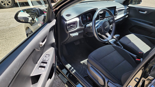 Kia Rio 1.6 Lx Sedan At