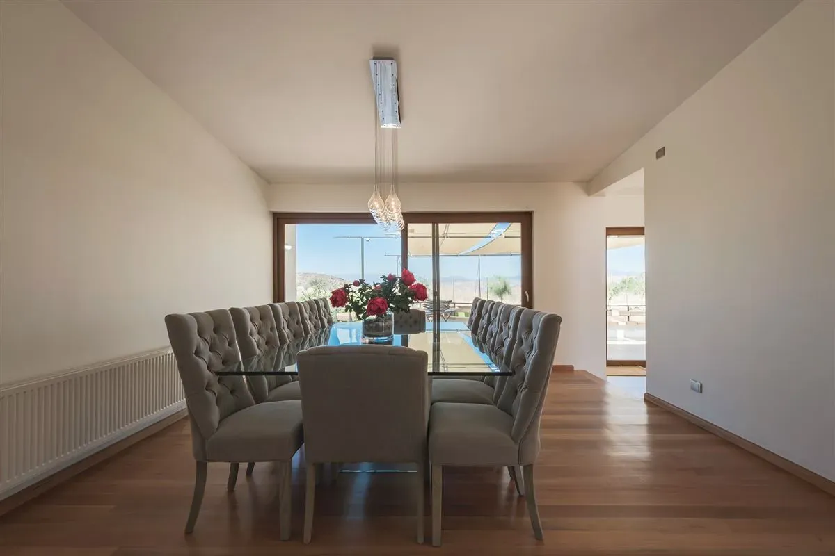 Imagen 3 de 17 de Iluminada Y Comoda Casa En Hacienda Chacabuco!!!!!