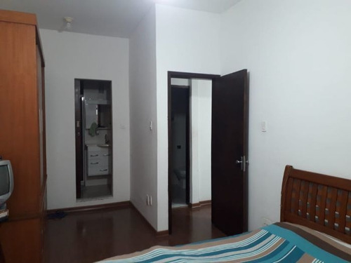 Apartamento À Venda Na Rua Das Laranjeiras, Laranjeiras, Rio De Janeiro - Rj - Liv-10122