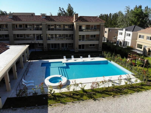 Imagen 2 de 15 de Departamento En Venta En Liquidambar, Pilar, G.b.a. Zona Norte