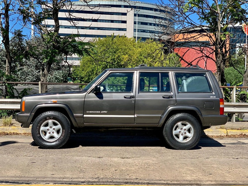 Jeep Cherokee Classic