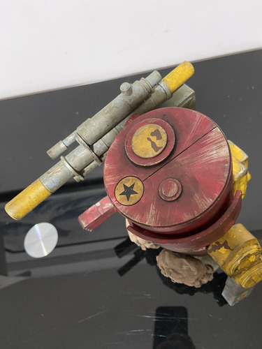 Figura Large Martin Big Red - World War Robot - Threea (Usado)