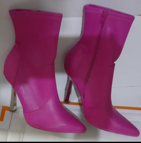 Botines Tipo Barbie, Color Fucsia