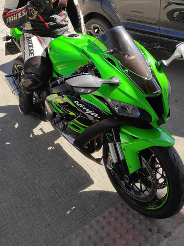 Imagem 4 de 8 de Kawasaki Zx10